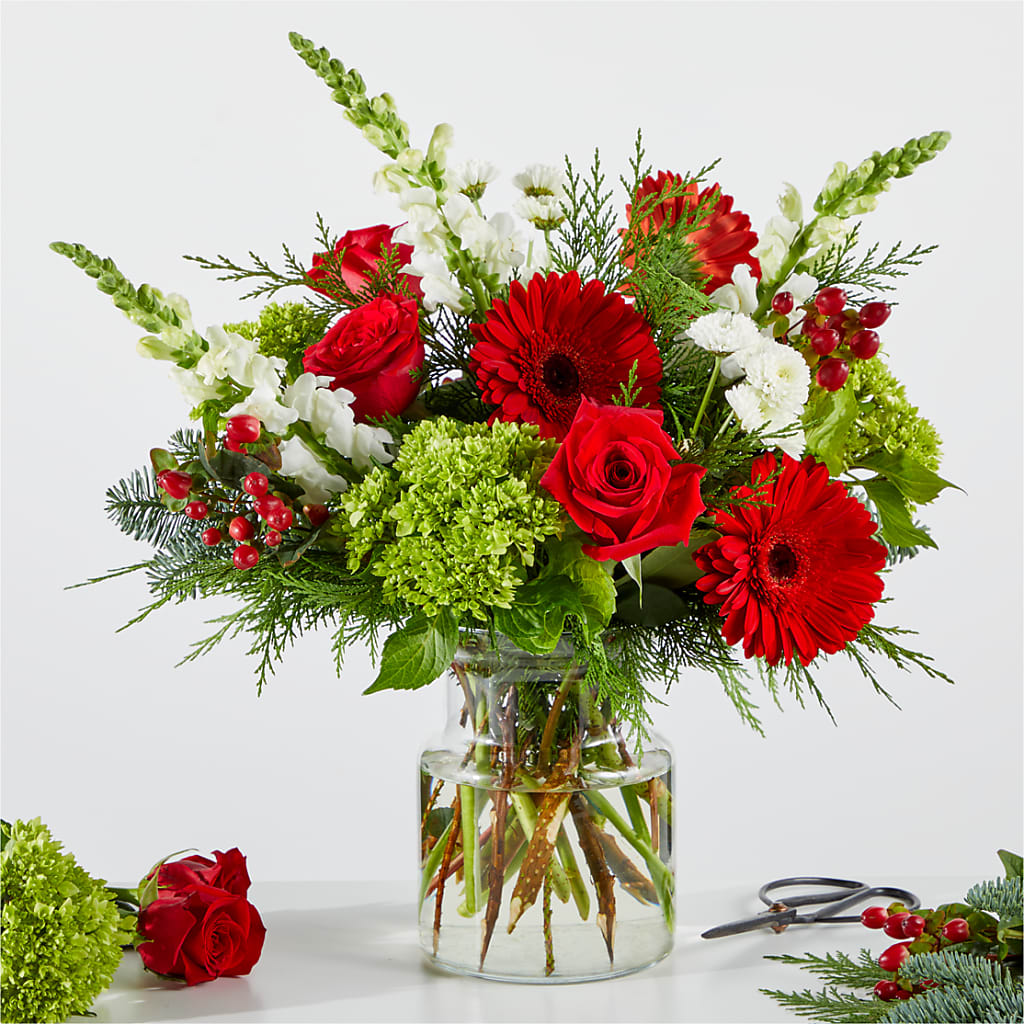 Merry Moment Bouquet – A Florist Original – Pavilions, Pleasanton CA