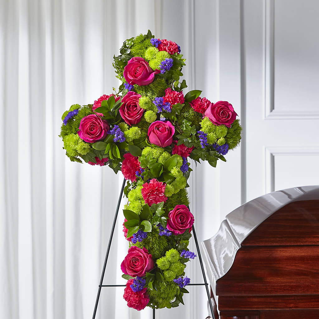 Tribute Rose Floral Cross – Pavilions, Pleasanton CA