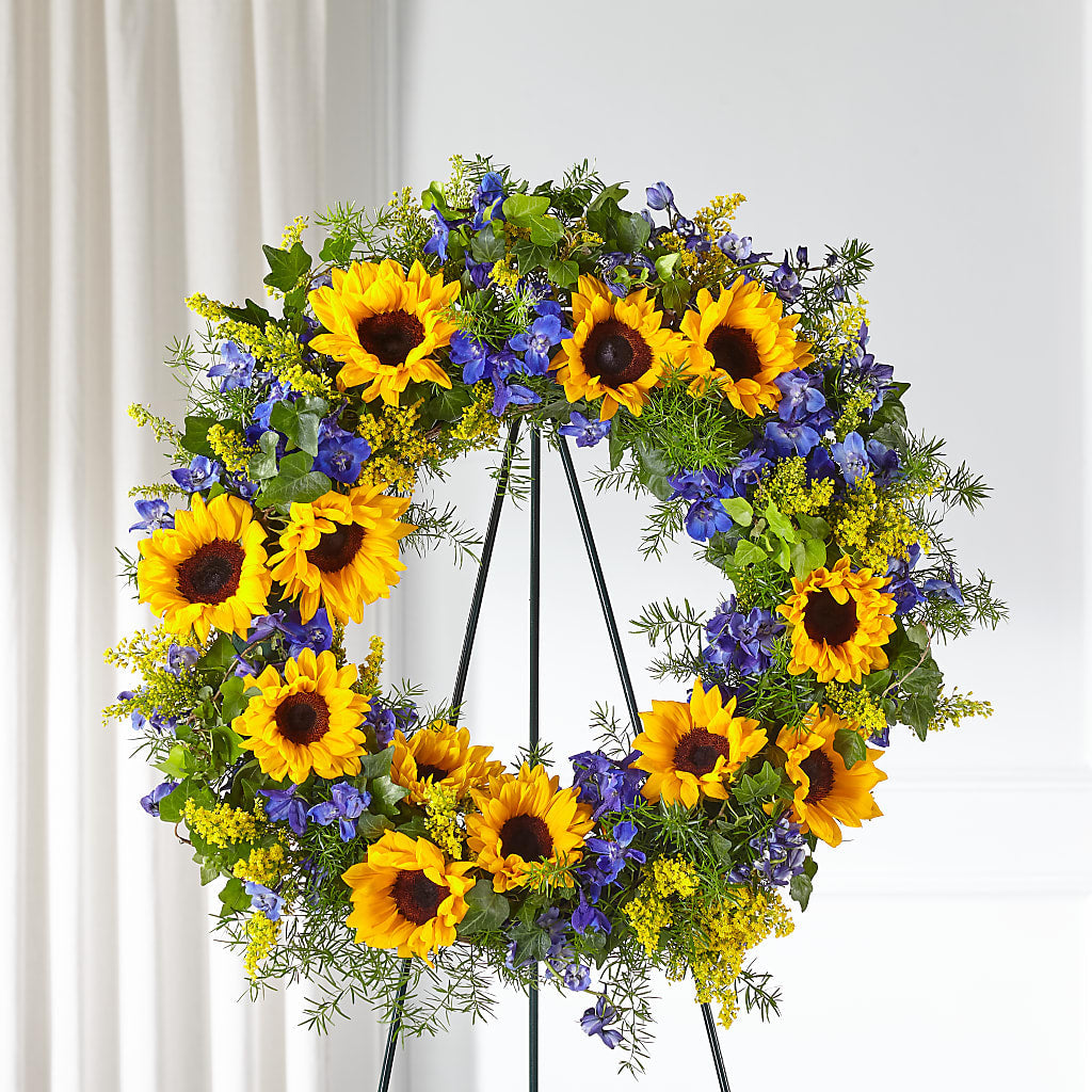 Bright Rays Wreath – Pavilions, Pleasanton CA