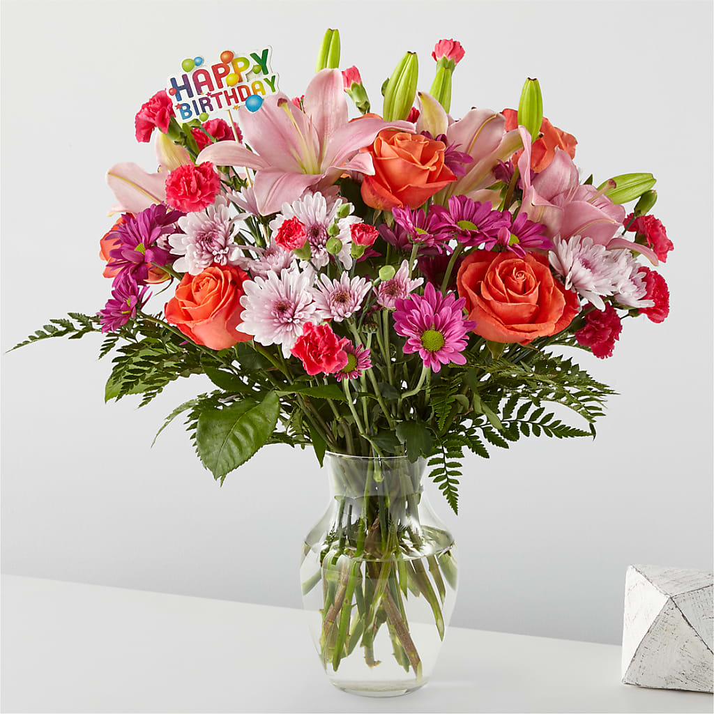 Light of My Life Bouquet & Happy Birthday Topper – Pavilions, Pleasanton CA