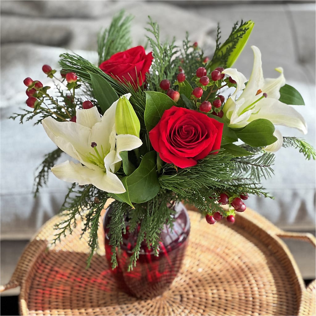 Evergreen Delight Bouquet –  Pavilions, Pleasanton CA