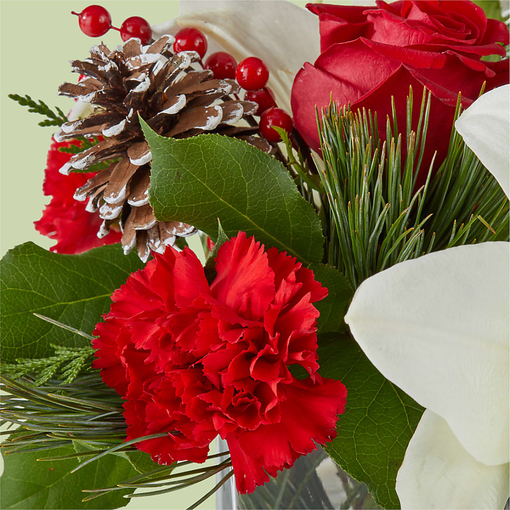 Glistening Icicles Bouquet –  Pavilions, Pleasanton CA