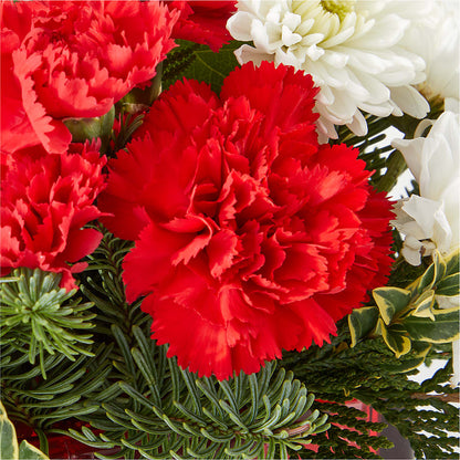 Christmas Market Bouquet –  Pavilions, Pleasanton CA