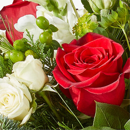 Deck the Halls Bouquet –  Pavilions, Pleasanton CA