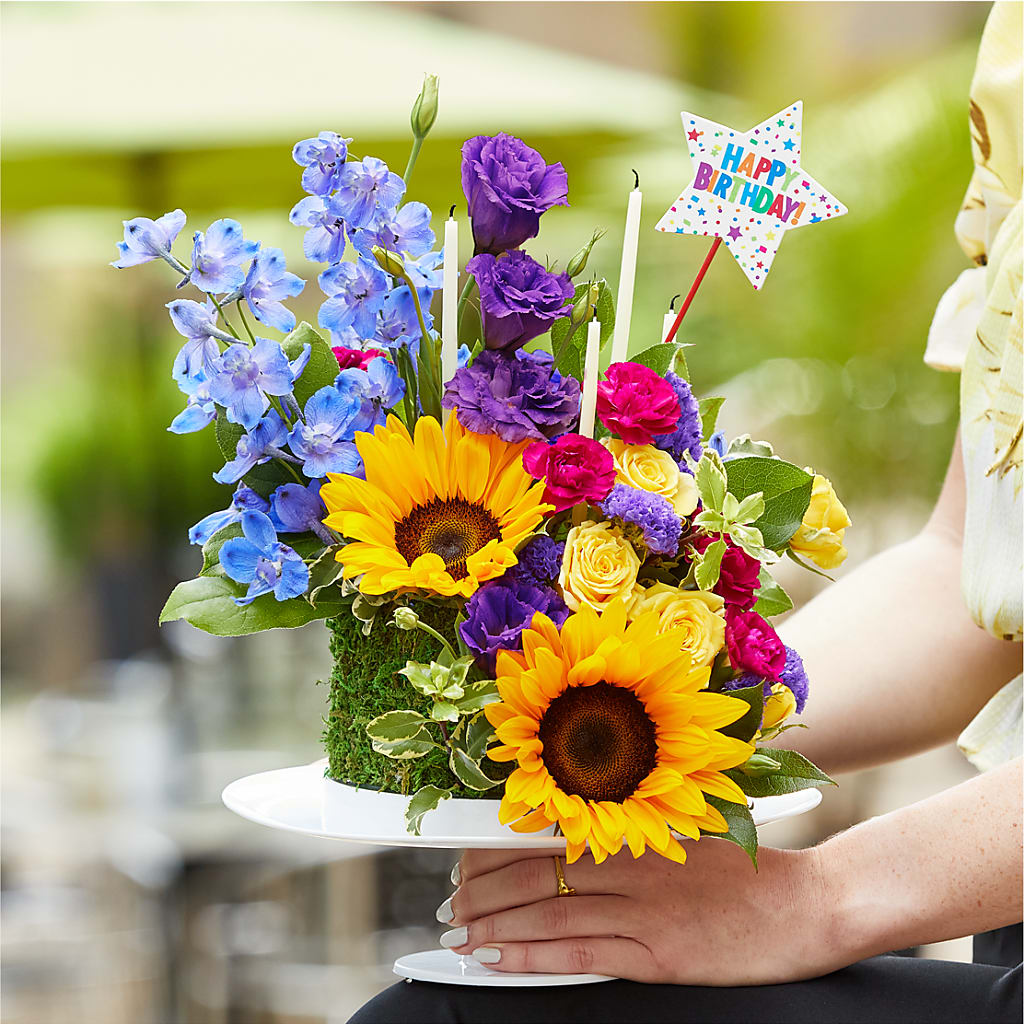 Star of the Day Floral Cake –  Pavilions, Pleasanton CA